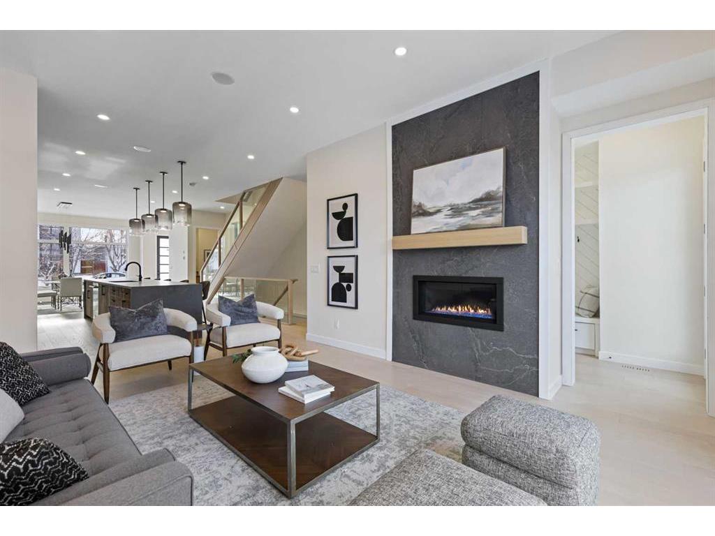 









3538


7

Avenue Southwest,
Calgary,




AB
T3C 0C8

