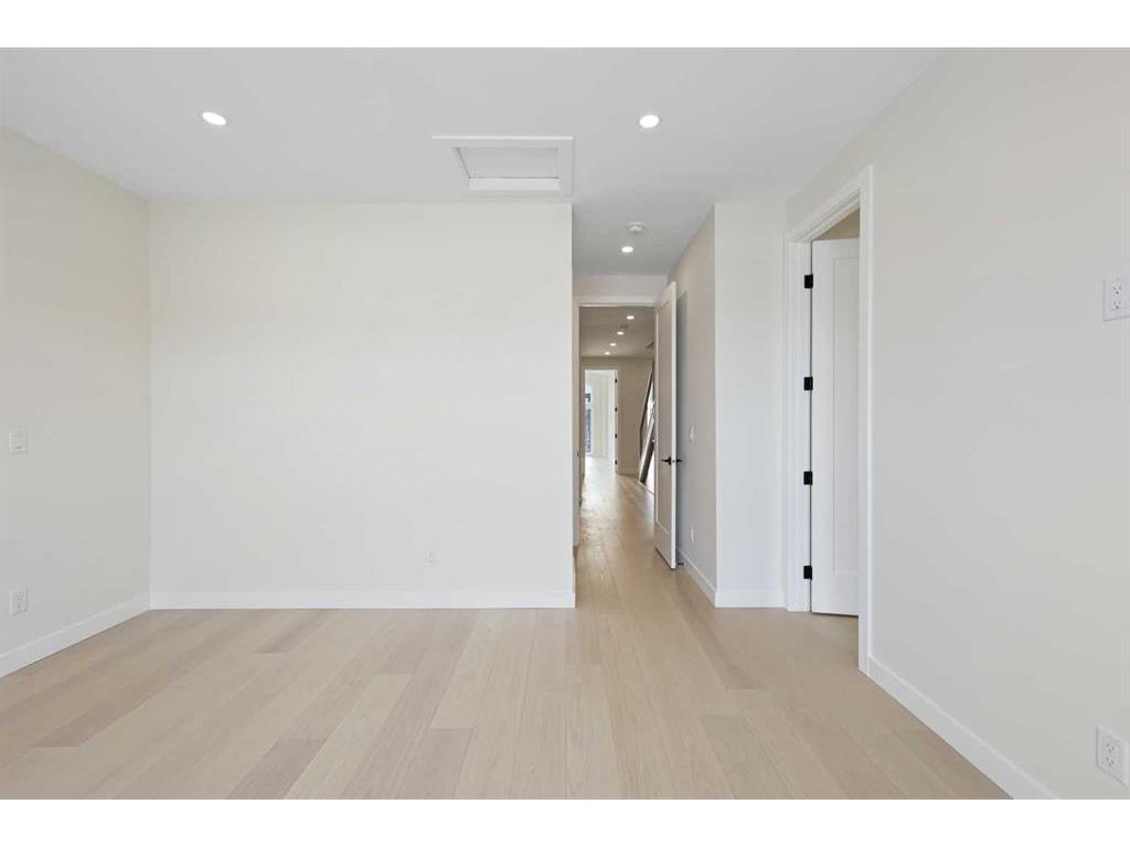 









3538


7

Avenue Southwest,
Calgary,




AB
T3C 0C8

