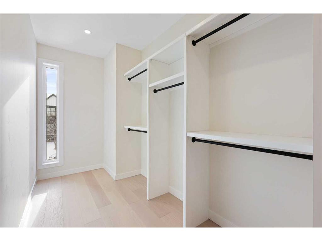 









3538


7

Avenue Southwest,
Calgary,




AB
T3C 0C8


