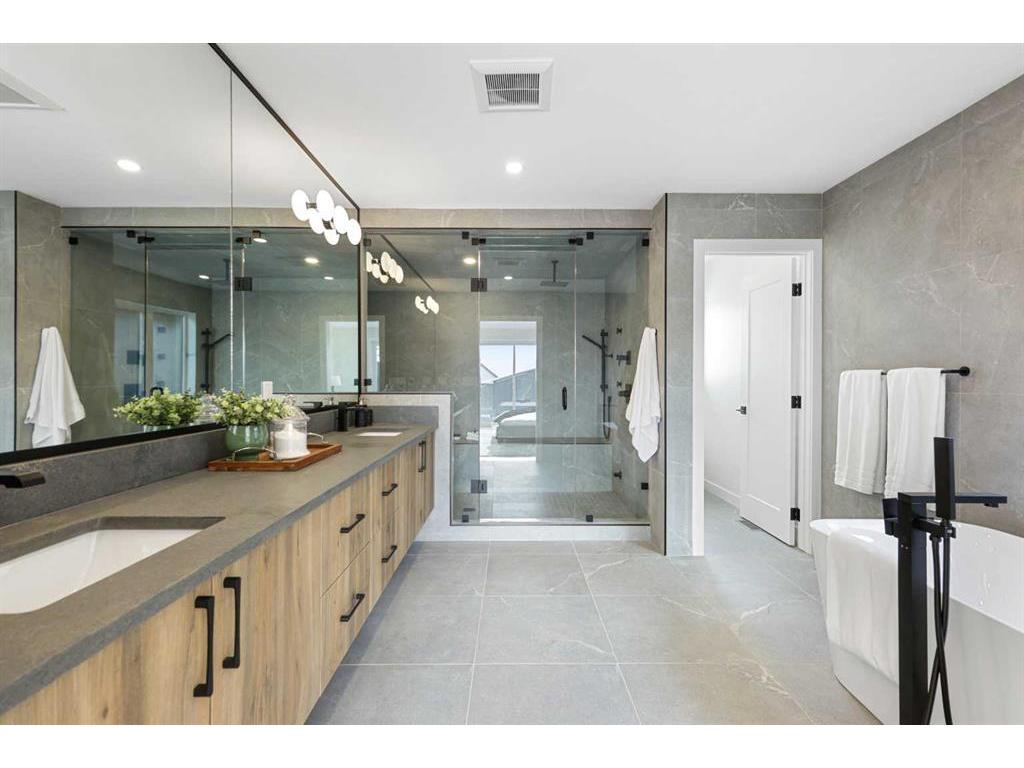 









3538


7

Avenue Southwest,
Calgary,




AB
T3C 0C8

