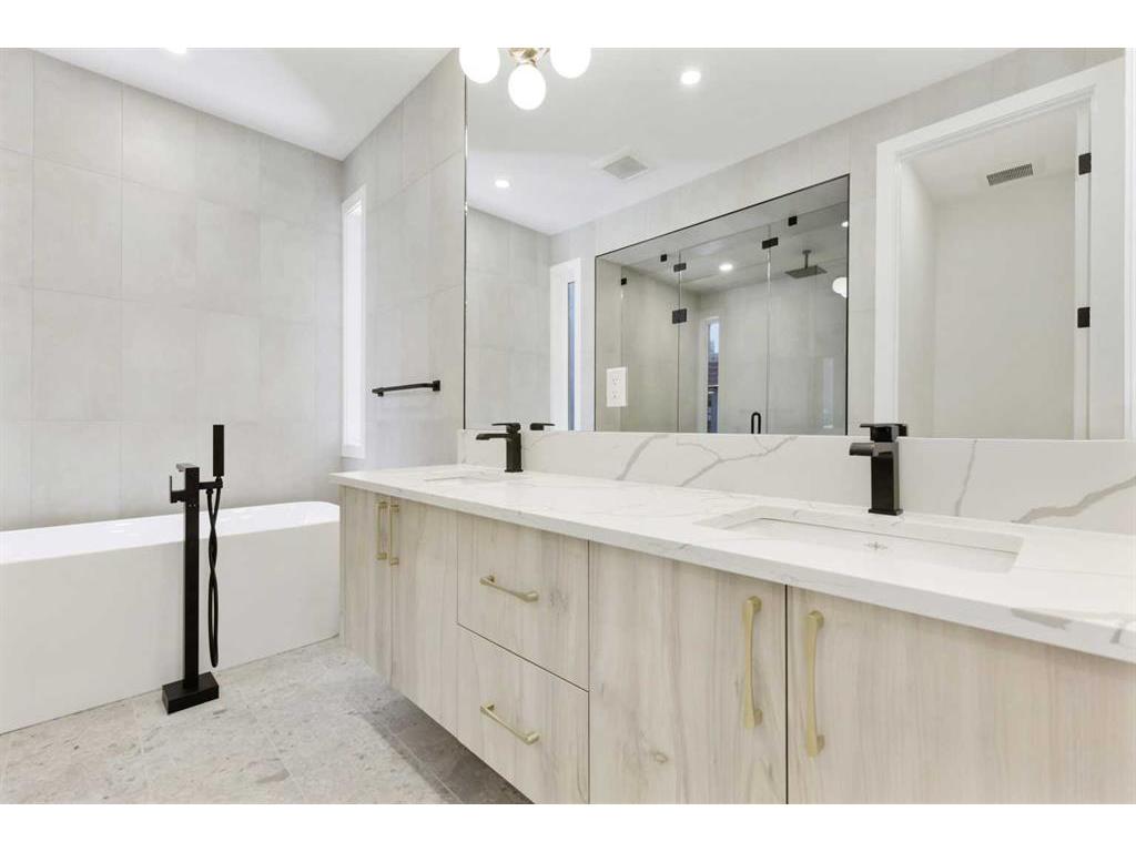 









3536


7

Avenue Southwest,
Calgary,




AB
T3C 0C8

