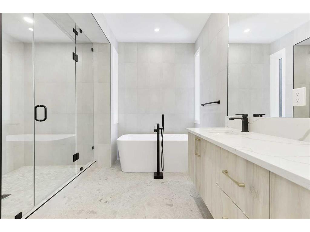 









3536


7

Avenue Southwest,
Calgary,




AB
T3C 0C8

