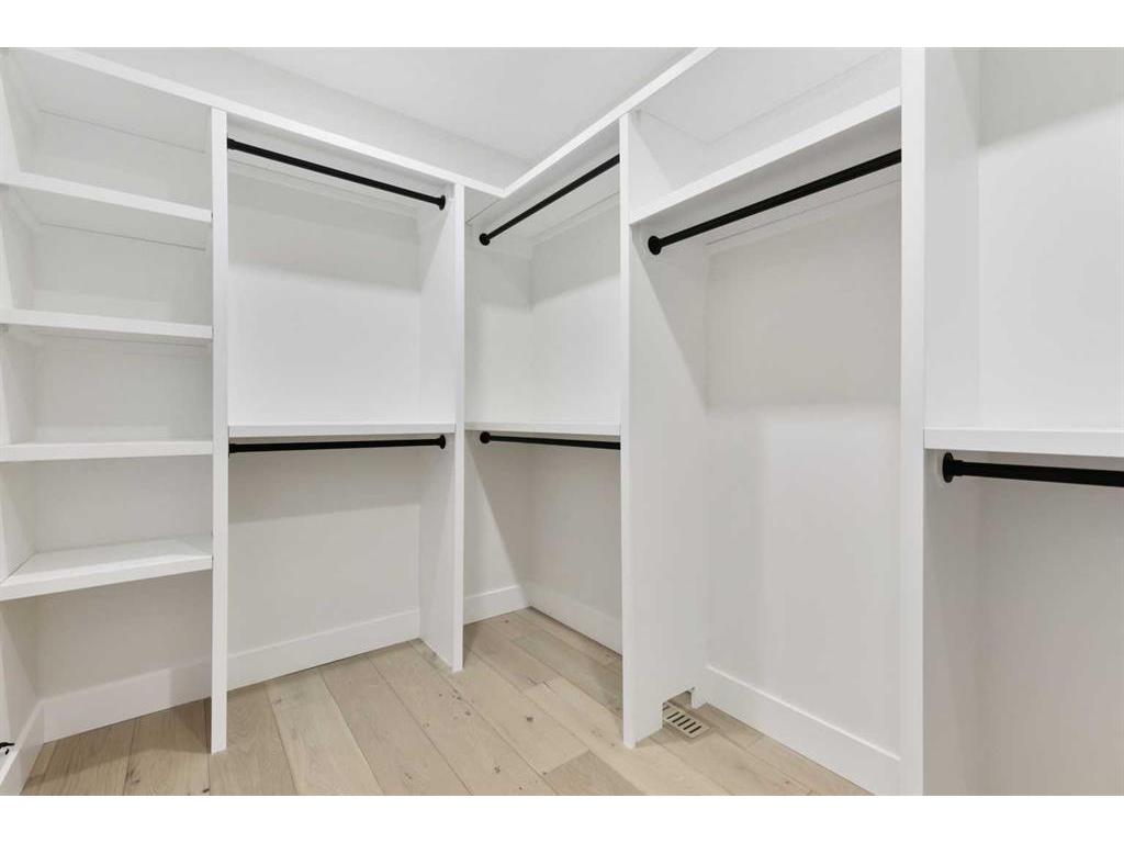 









3536


7

Avenue Southwest,
Calgary,




AB
T3C 0C8


