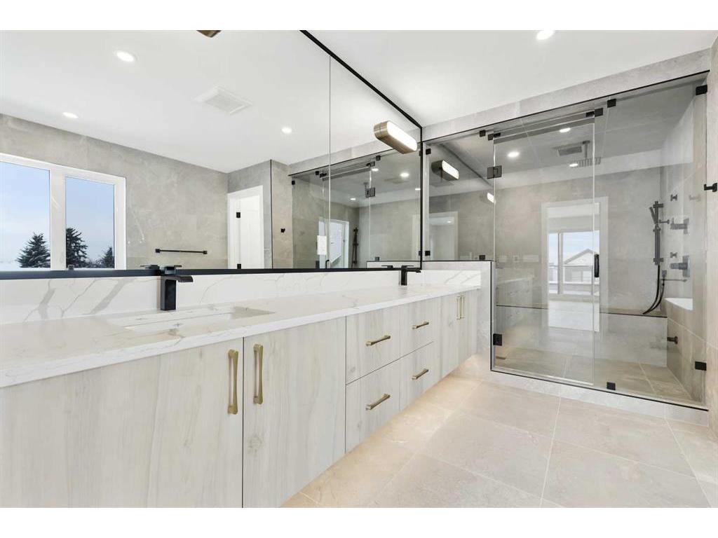 









3536


7

Avenue Southwest,
Calgary,




AB
T3C 0C8

