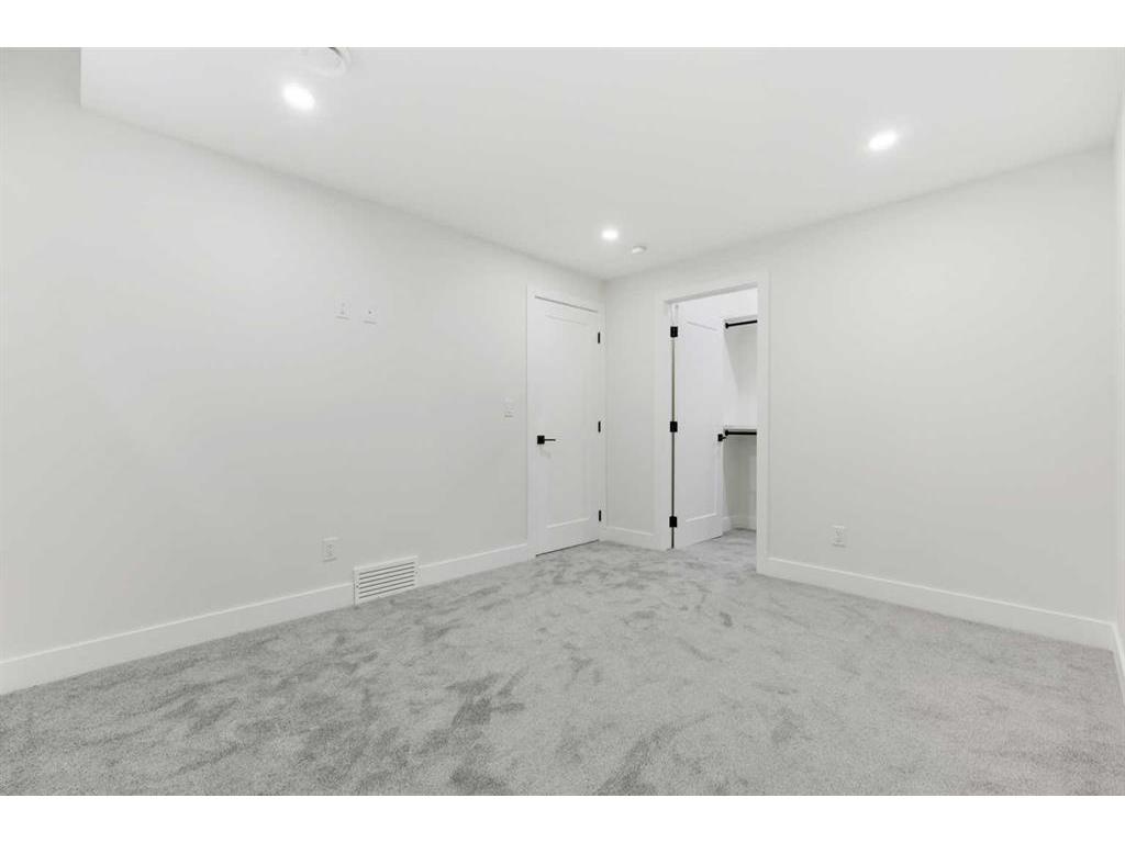 









3536


7

Avenue Southwest,
Calgary,




AB
T3C 0C8

