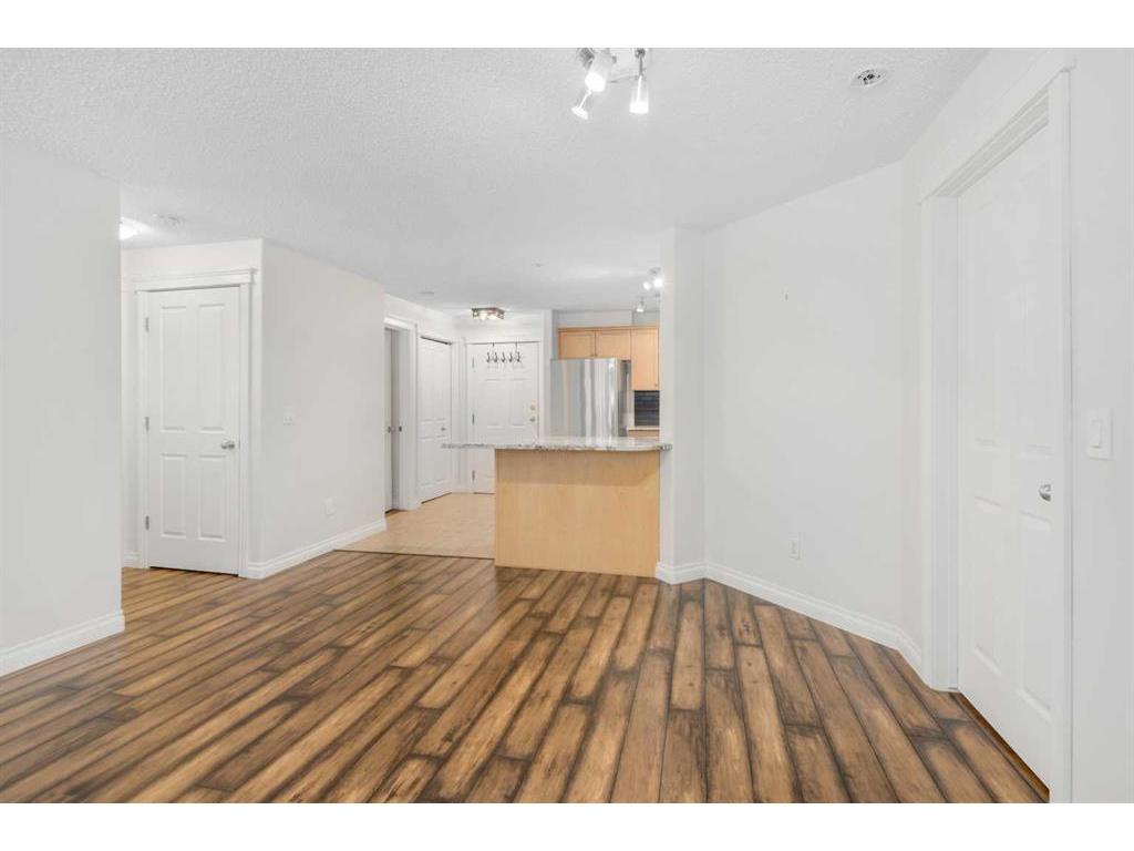 









2411


Erlton

Road Southwest, 107,
Calgary,




AB
T2S 2B9

