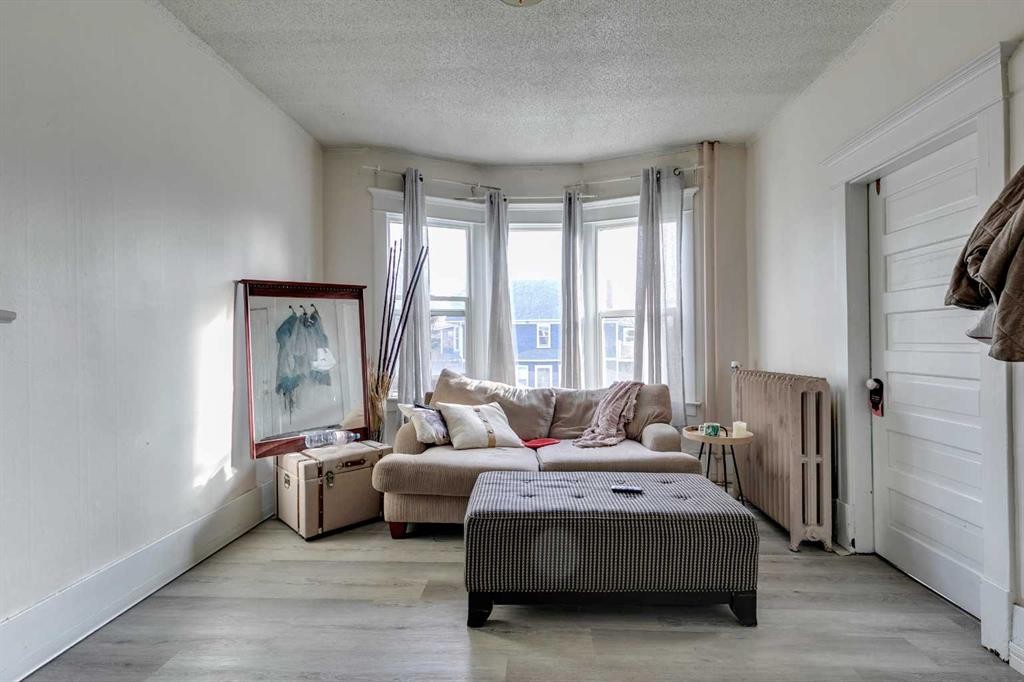 









2119


5

Street Southwest,
Calgary,




AB
T2S 2B5

