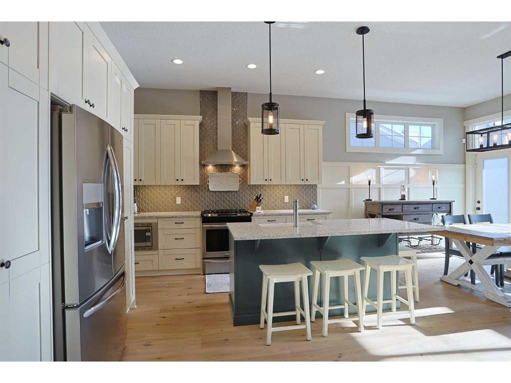 









812


Coopers

Crescent Southwest,
Airdrie,




AB
T4B 4C3

