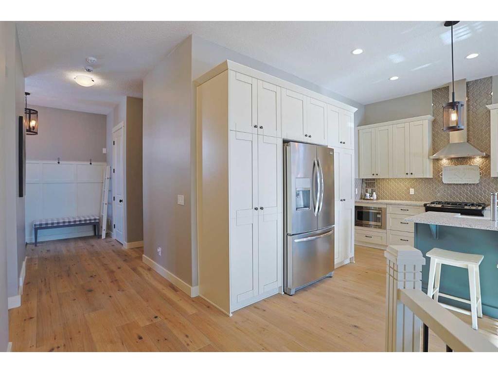









812


Coopers

Crescent Southwest,
Airdrie,




AB
T4B 4C3

