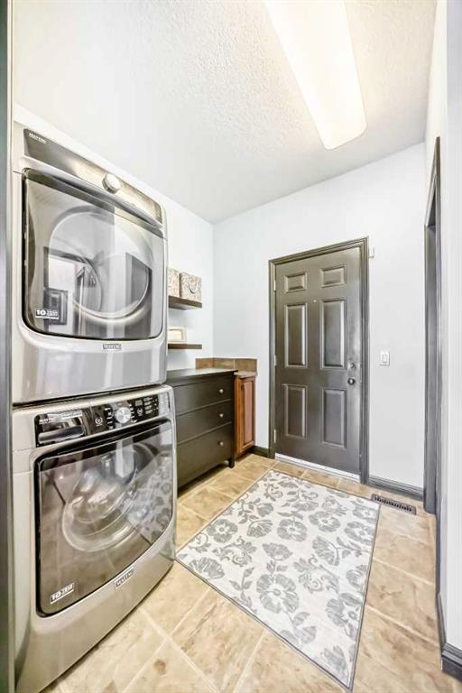 









224


Kincora

Point Northwest,
Calgary,




AB
T3R 0A5

