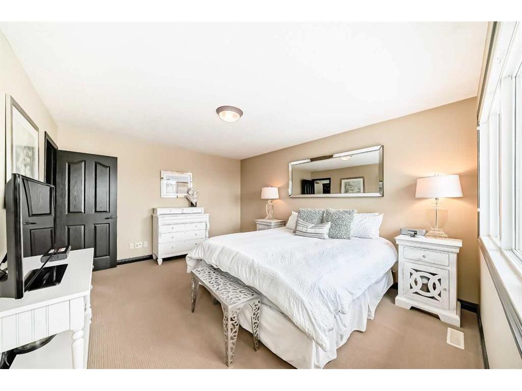 









224


Kincora

Point Northwest,
Calgary,




AB
T3R 0A5

