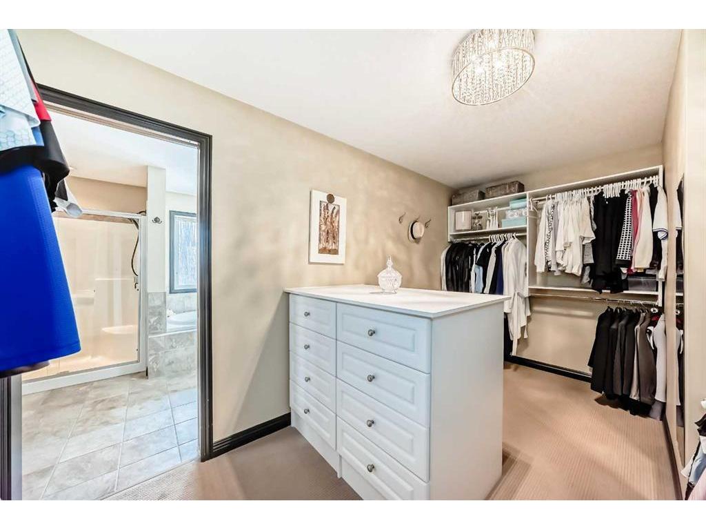 









224


Kincora

Point Northwest,
Calgary,




AB
T3R 0A5

