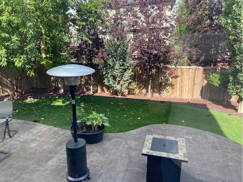 









224


Kincora

Point Northwest,
Calgary,




AB
T3R 0A5

