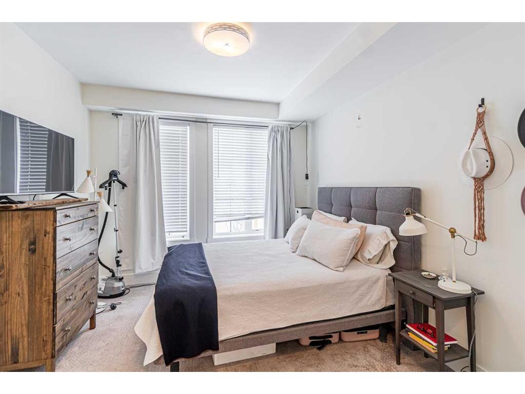 









3320


3

Avenue Northwest, 107,
Calgary,




AB
T2N 0L9


