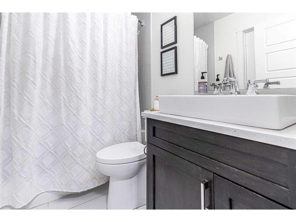 









3320


3

Avenue Northwest, 107,
Calgary,




AB
T2N 0L9


