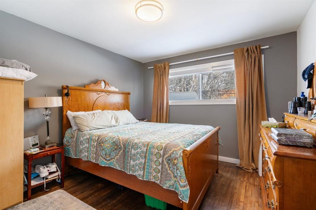 









206


43

Avenue Southwest,
Calgary,




AB
T2S 1A9

