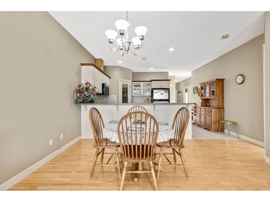









1025


3

Street Southwest,
Diamond Valley,




AB
T0L0H0

