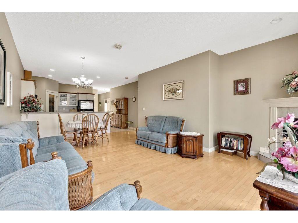 









1025


3

Street Southwest,
Diamond Valley,




AB
T0L0H0

