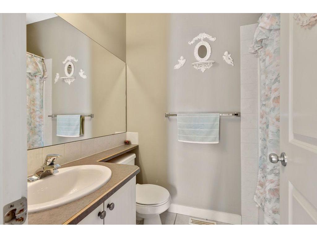 









1025


3

Street Southwest,
Diamond Valley,




AB
T0L0H0


