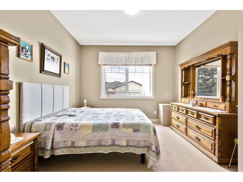 









1025


3

Street Southwest,
Diamond Valley,




AB
T0L0H0

