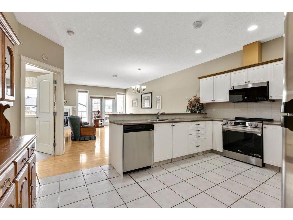 









1025


3

Street Southwest,
Diamond Valley,




AB
T0L0H0

