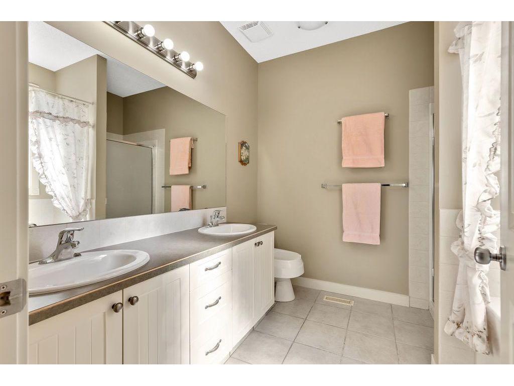 









1025


3

Street Southwest,
Diamond Valley,




AB
T0L0H0

