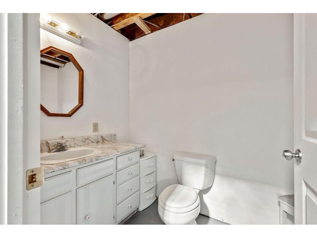 









1025


3

Street Southwest,
Diamond Valley,




AB
T0L0H0

