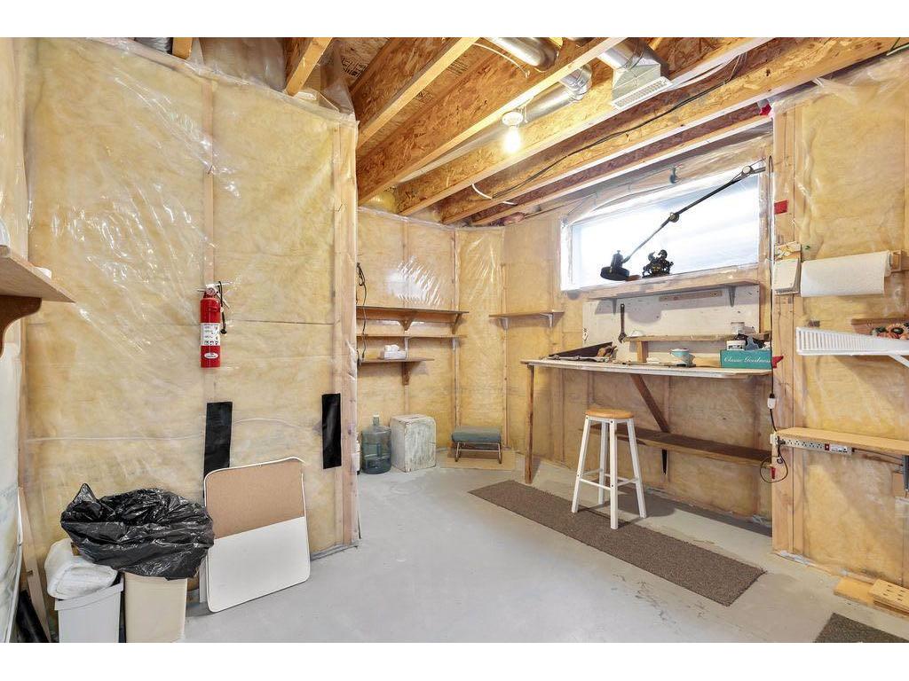 









1025


3

Street Southwest,
Diamond Valley,




AB
T0L0H0


