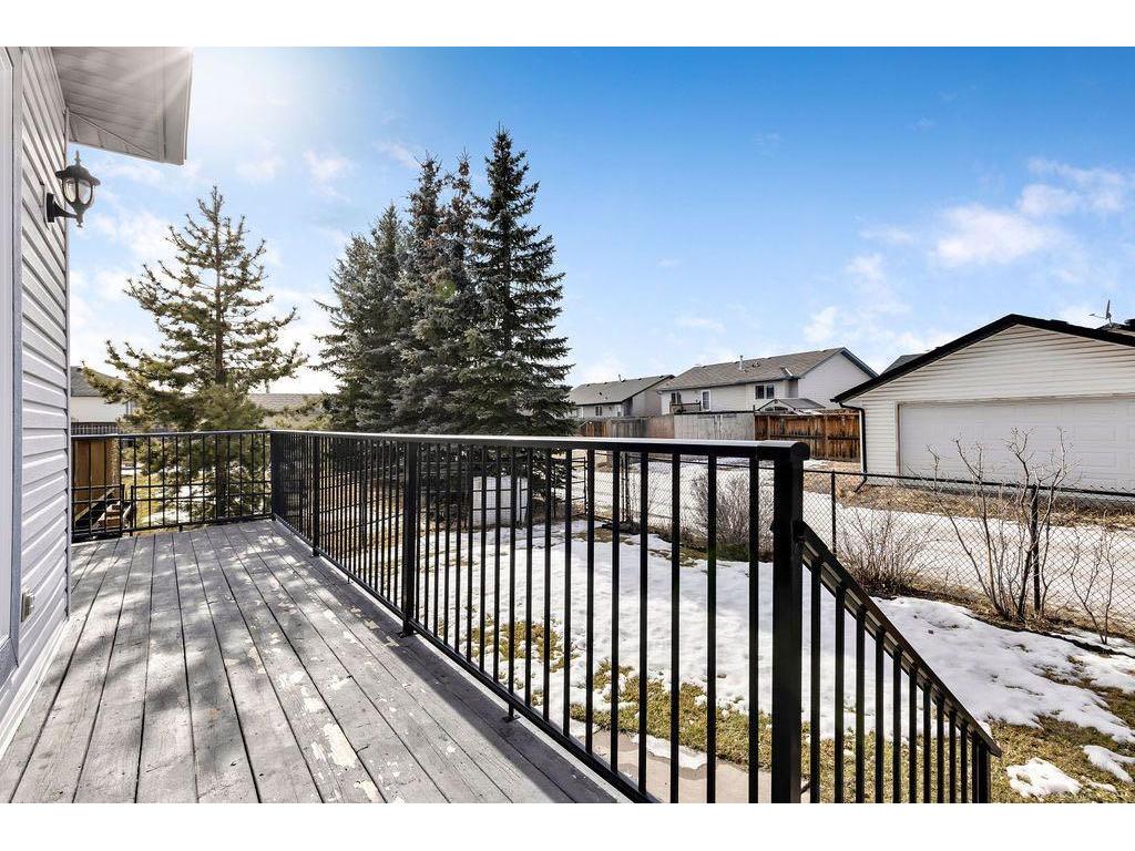 









1025


3

Street Southwest,
Diamond Valley,




AB
T0L0H0

