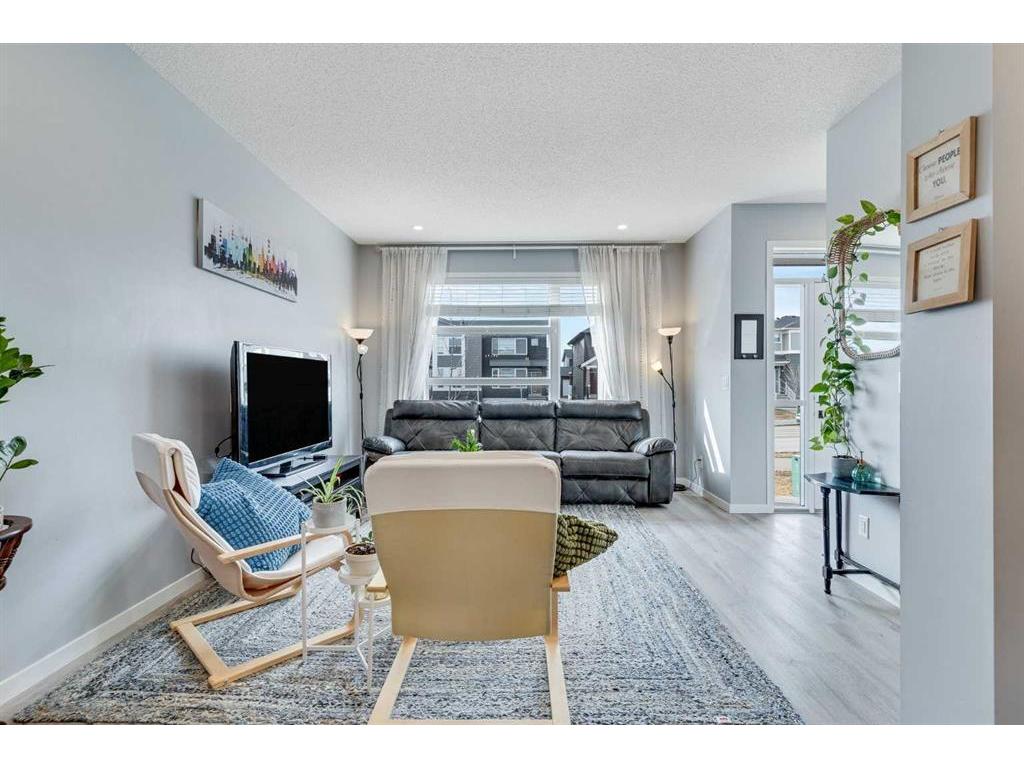 









204


Dawson

Drive,
Chestermere,




AB
T1X 2A2


