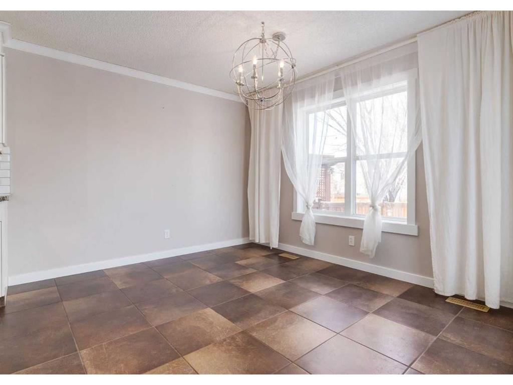 









223


Copperfield

Green Southeast,
Calgary,




AB
T2Z 4T9

