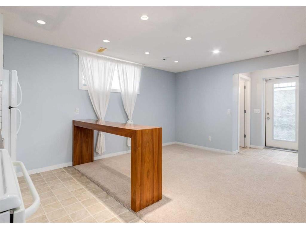 









223


Copperfield

Green Southeast,
Calgary,




AB
T2Z 4T9

