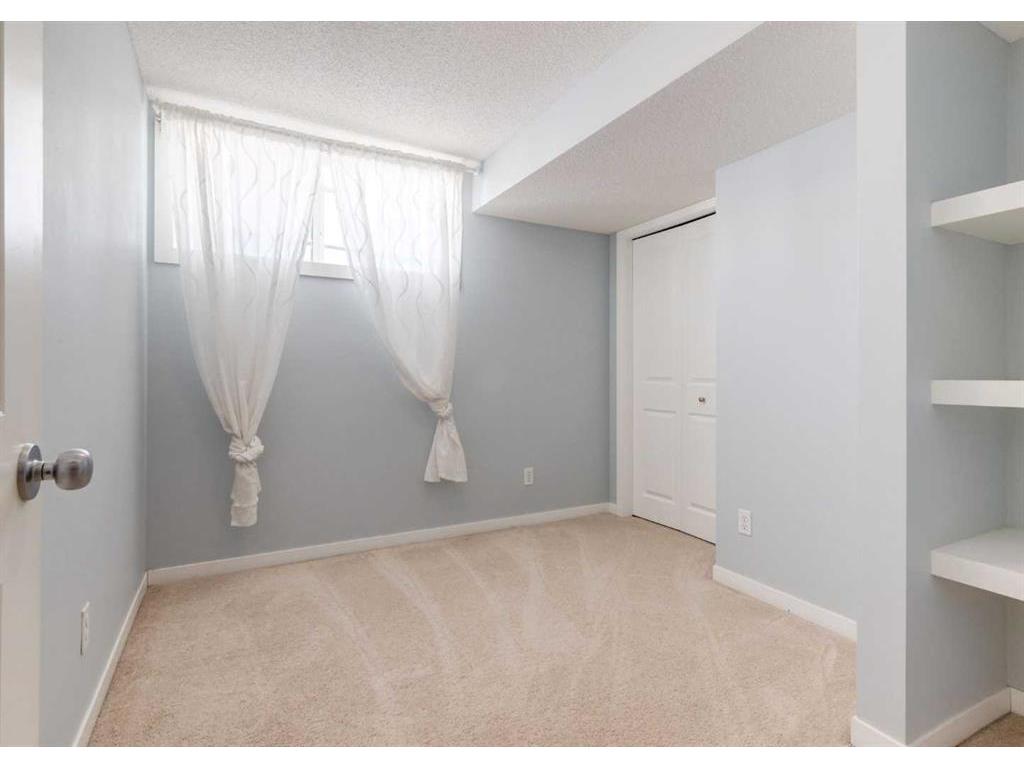 









223


Copperfield

Green Southeast,
Calgary,




AB
T2Z 4T9

