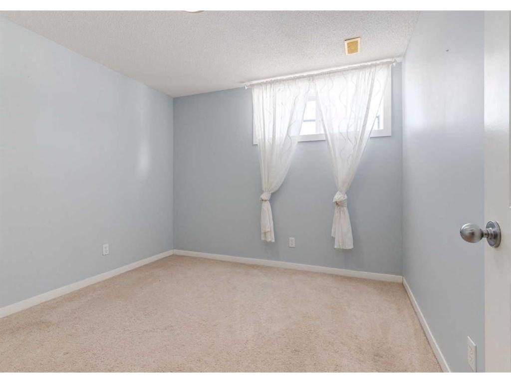 









223


Copperfield

Green Southeast,
Calgary,




AB
T2Z 4T9

