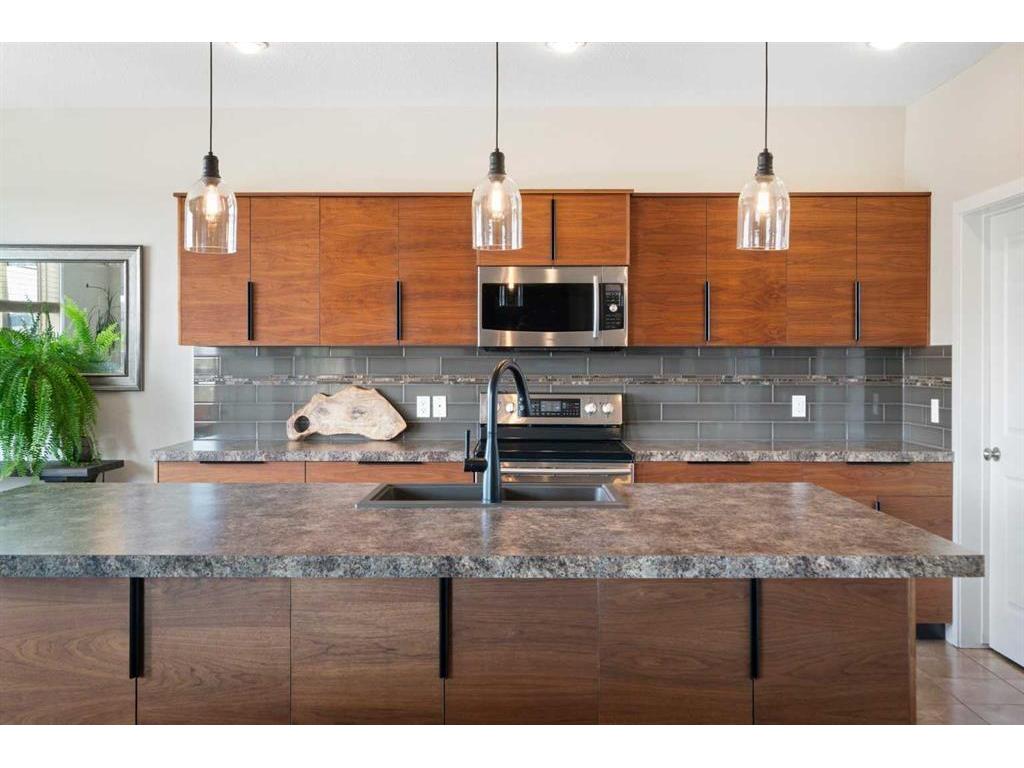 









221


Muirfield

Boulevard,
Lyalta,




AB
T0J1Y1

