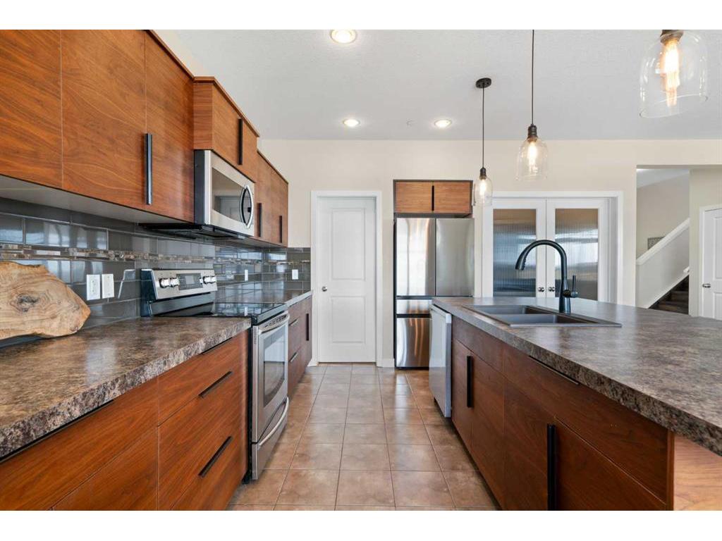 









221


Muirfield

Boulevard,
Lyalta,




AB
T0J1Y1


