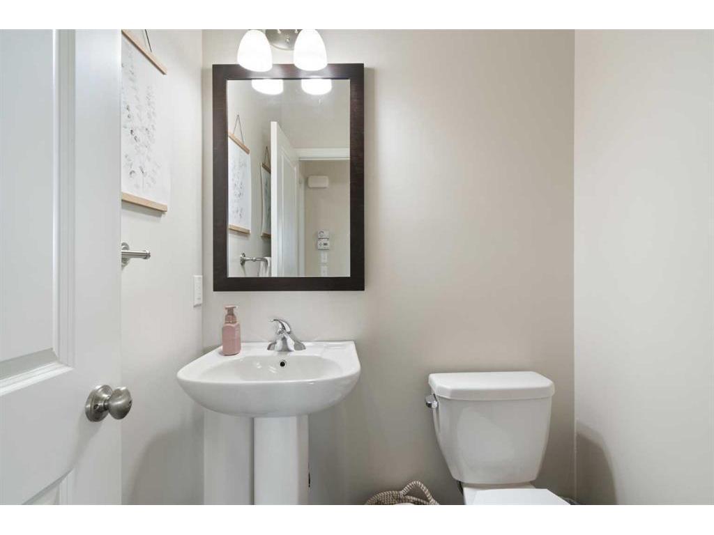 









221


Muirfield

Boulevard,
Lyalta,




AB
T0J1Y1

