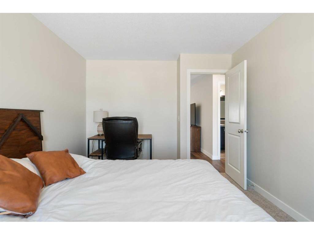 









221


Muirfield

Boulevard,
Lyalta,




AB
T0J1Y1

