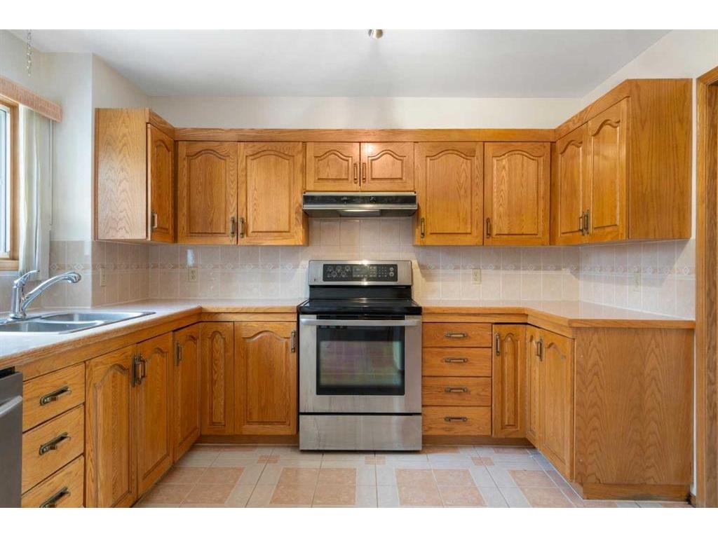 









106


Sienna Hills

Drive Southwest,
Calgary,




AB
T3H 2C8


