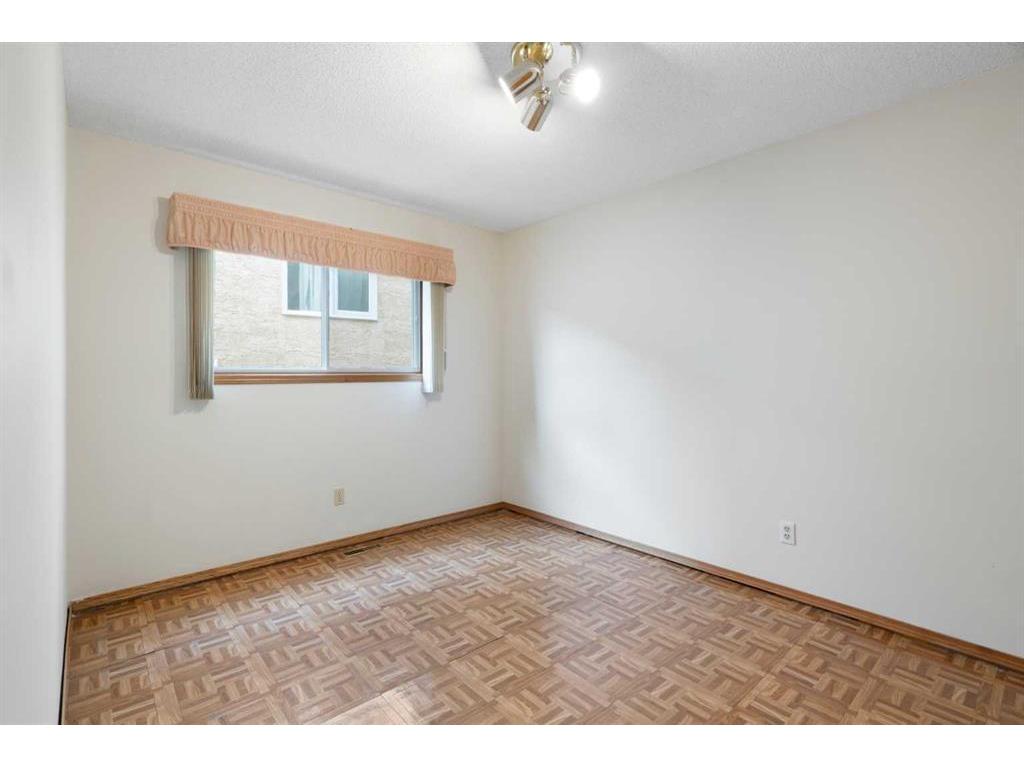 









106


Sienna Hills

Drive Southwest,
Calgary,




AB
T3H 2C8

