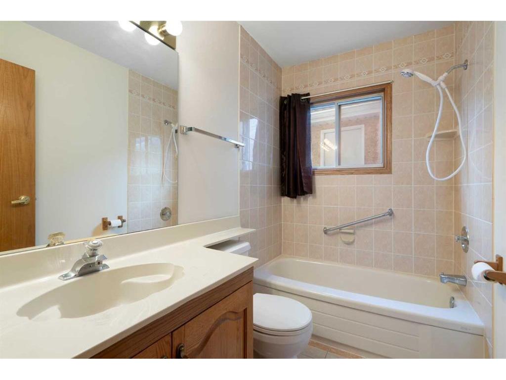 









106


Sienna Hills

Drive Southwest,
Calgary,




AB
T3H 2C8

