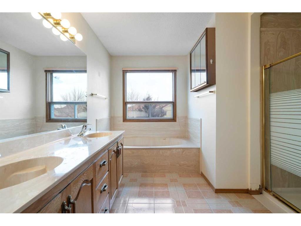 









106


Sienna Hills

Drive Southwest,
Calgary,




AB
T3H 2C8


