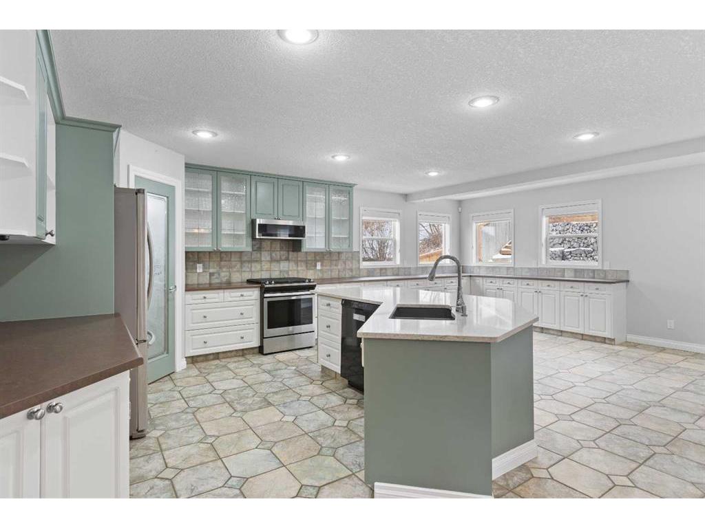 









11


Bow Ridge

Road,
Cochrane,




AB
T4C 1T4

