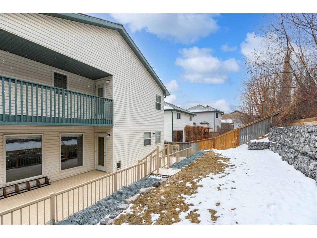 









11


Bow Ridge

Road,
Cochrane,




AB
T4C 1T4

