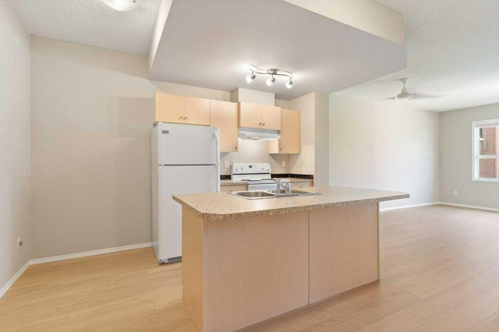 









73


Erin Woods

Court Southeast, 1107,
Calgary,




AB
T2B 3V2

