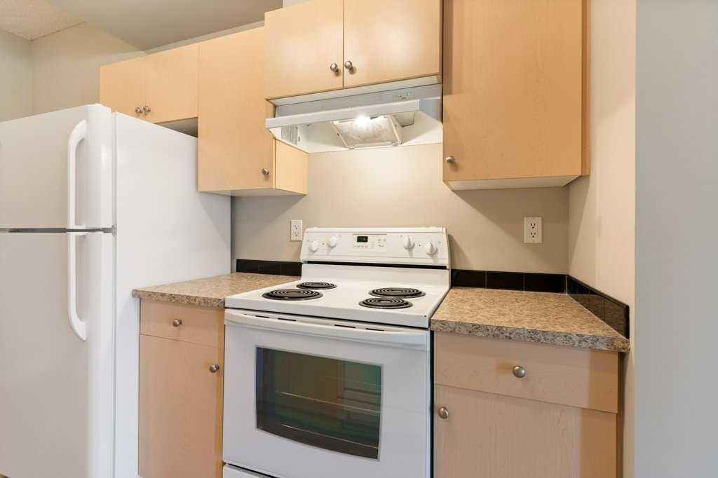 









73


Erin Woods

Court Southeast, 1107,
Calgary,




AB
T2B 3V2

