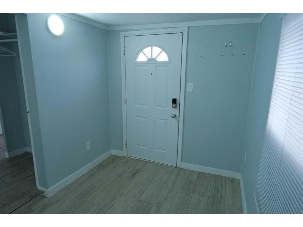 









6220


17

Avenue Southeast, 24,
Calgary,




AB
T2A 0W6

