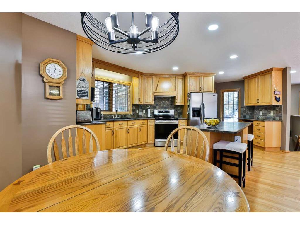 









3107


30

Street,
Coaldale,




AB
T1M 1P1

