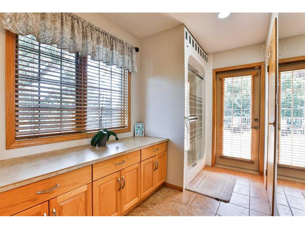 









3107


30

Street,
Coaldale,




AB
T1M 1P1


