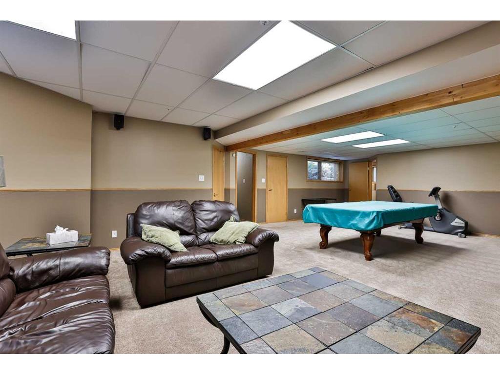 









3107


30

Street,
Coaldale,




AB
T1M 1P1

